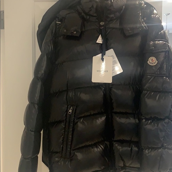 moncler womens black puffer
